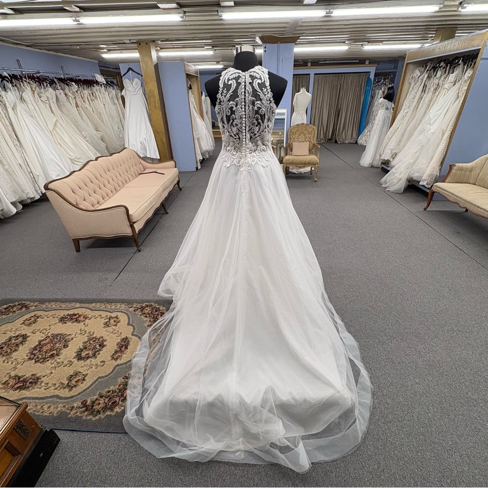 Maggie Sottero by Rebecca Ingram “Ardelle” - Picture 2 of 12
